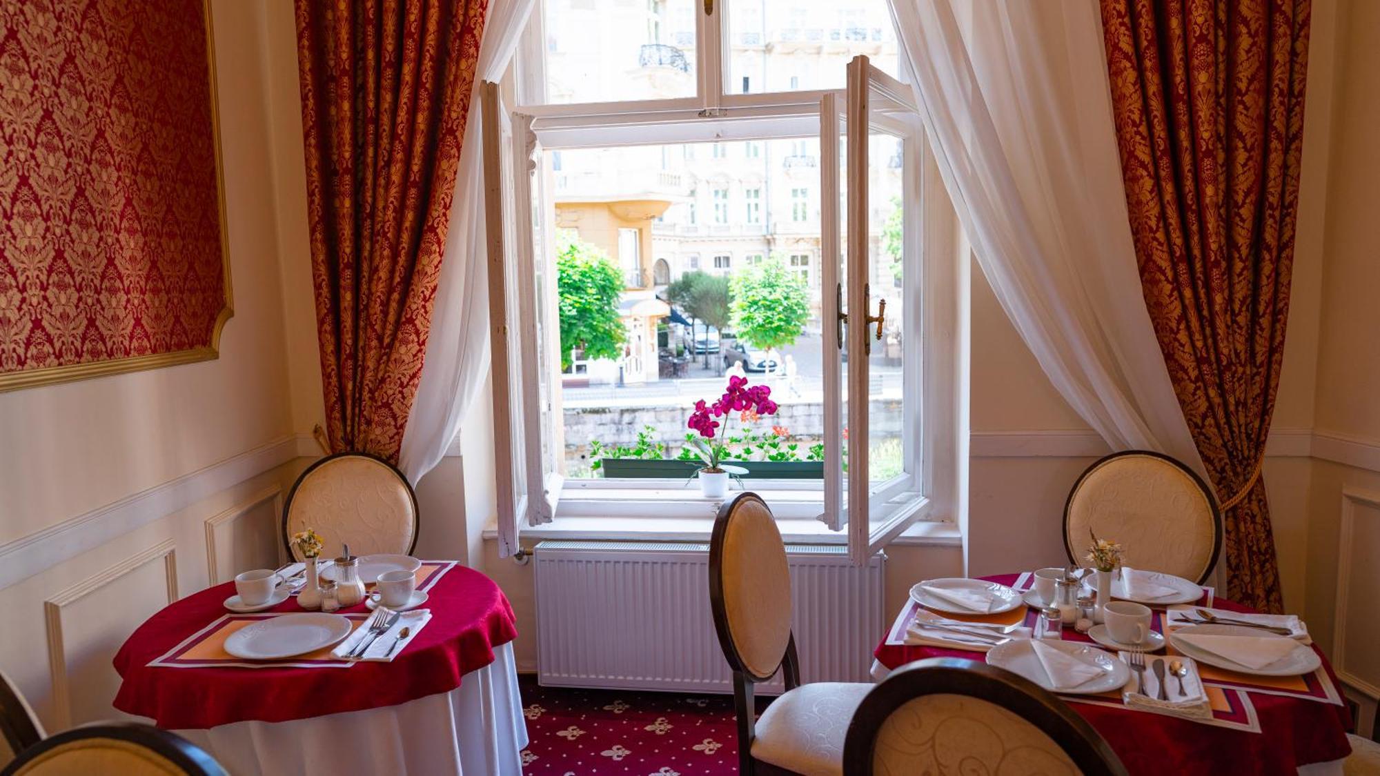 Alisa Hotel Карлові Вари Екстер'єр фото
