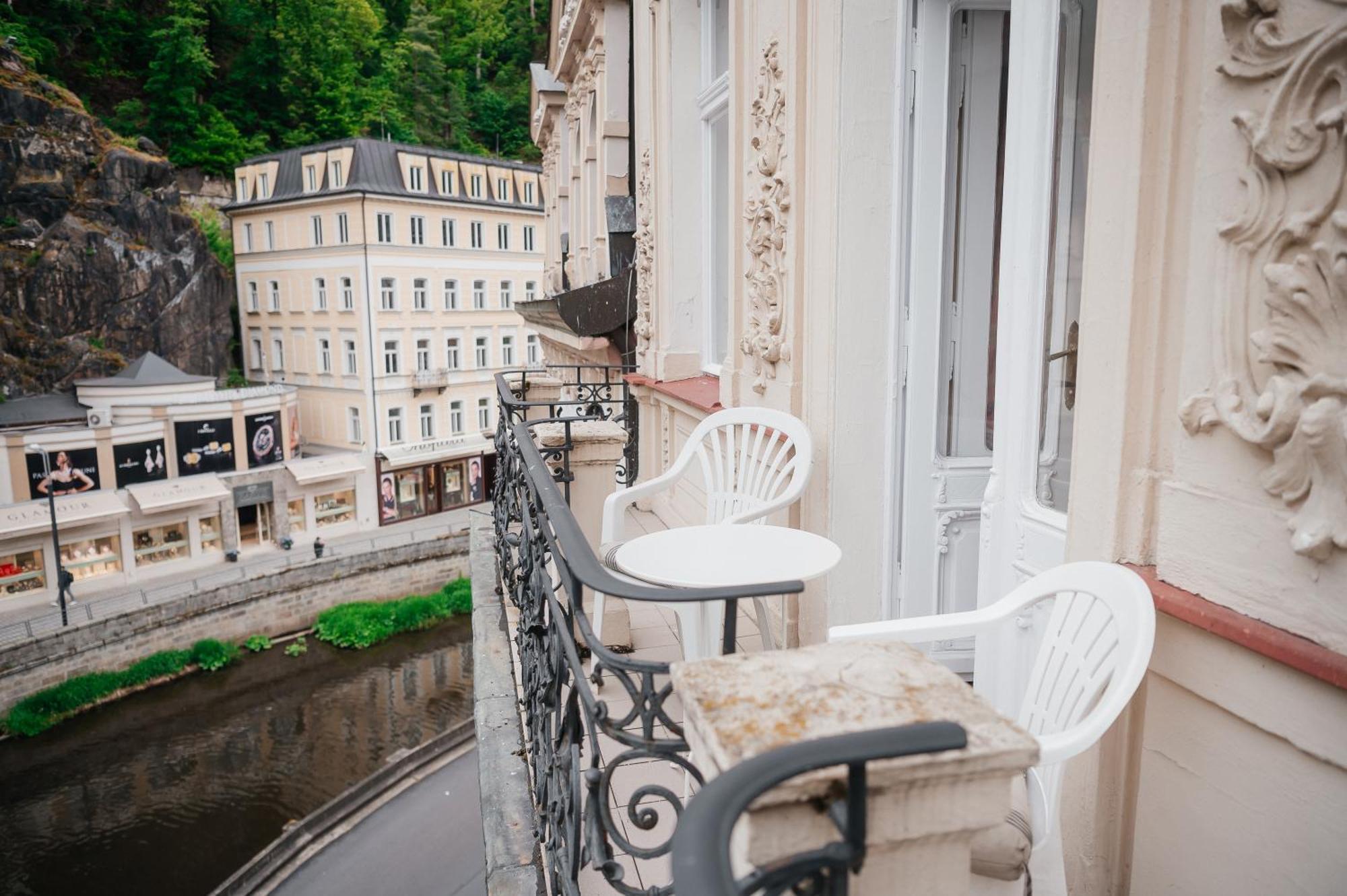 Alisa Hotel Карлові Вари Екстер'єр фото