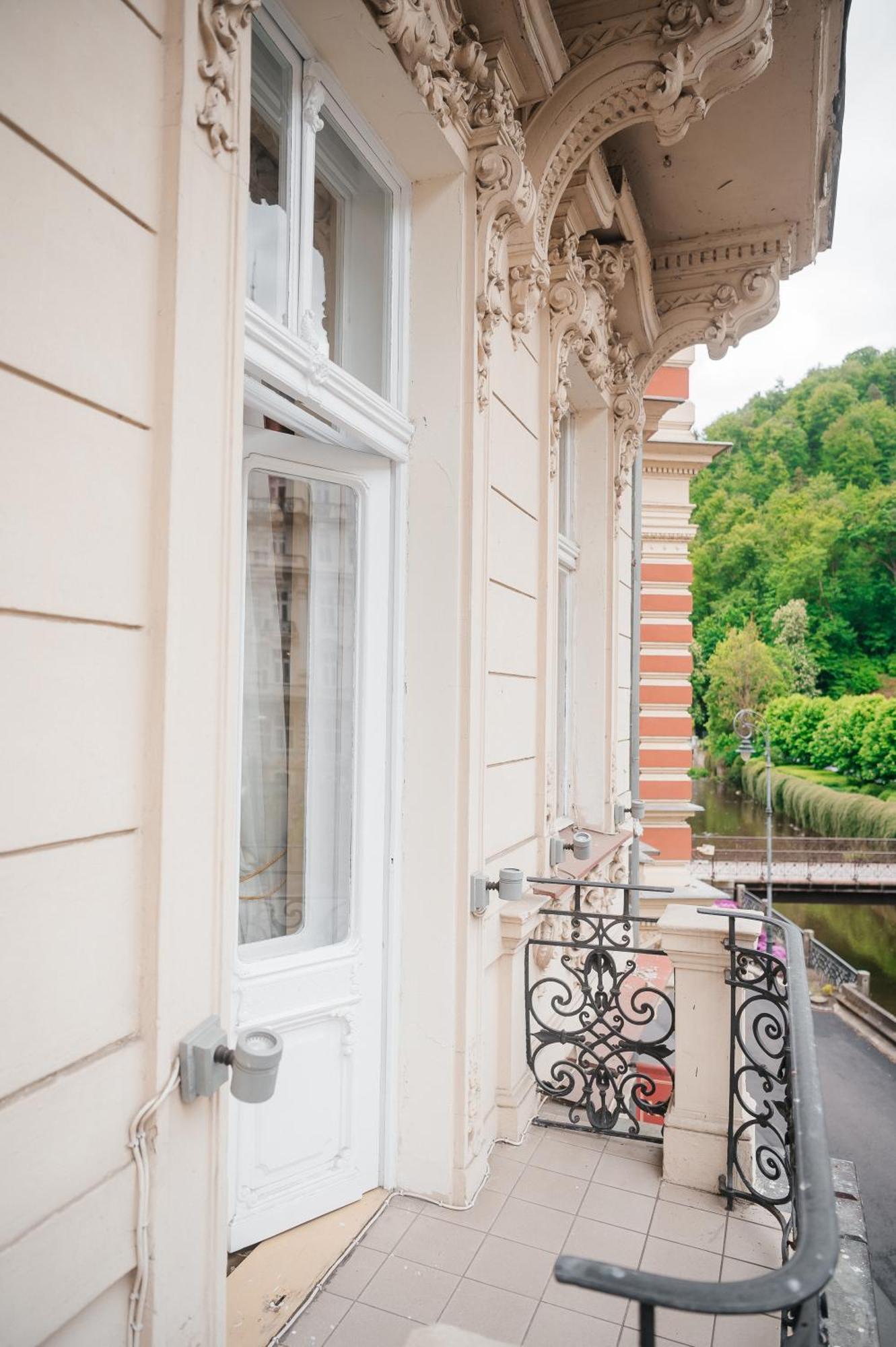 Alisa Hotel Карлові Вари Екстер'єр фото