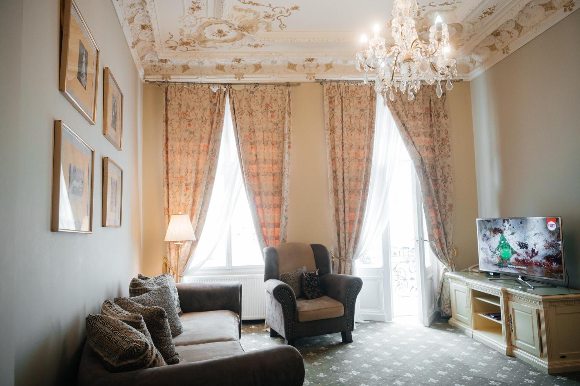 Alisa Hotel Карлові Вари Екстер'єр фото