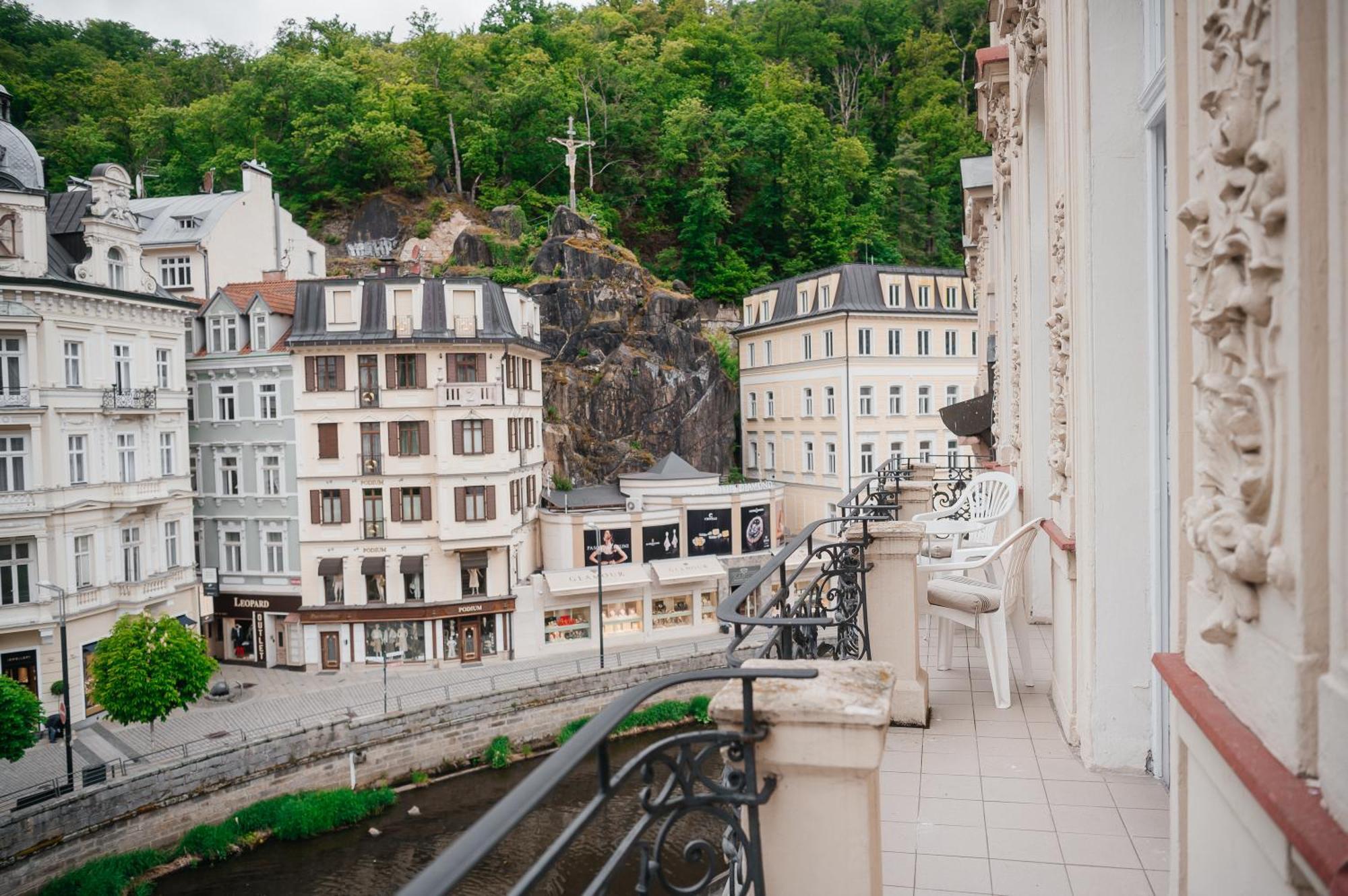 Alisa Hotel Карлові Вари Екстер'єр фото